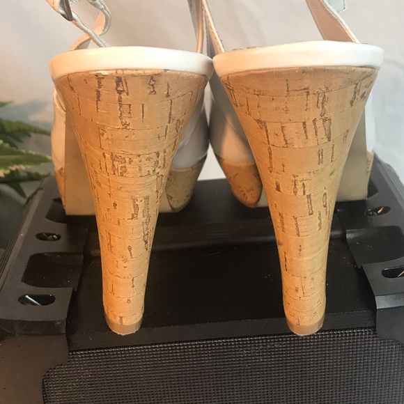 G by Guess white platform cork soles  strap shoes - Picture 6 of 8